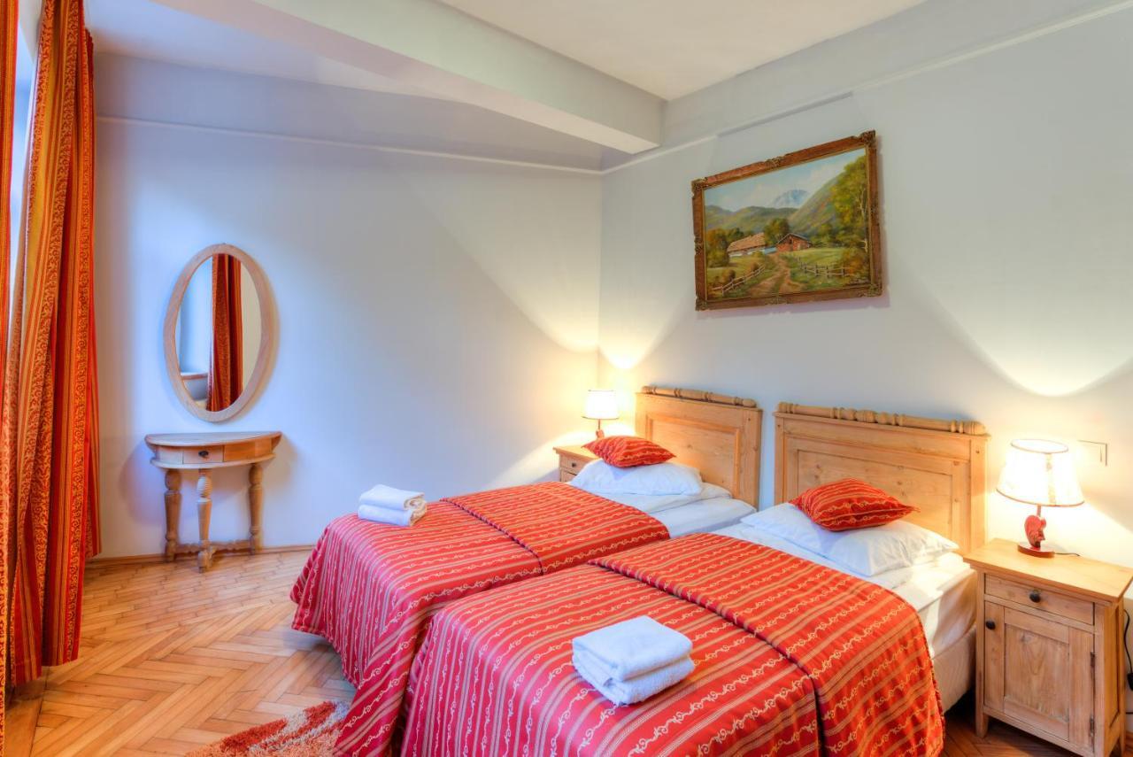 House Of Dragons Apartments Sighisoara Exterior photo